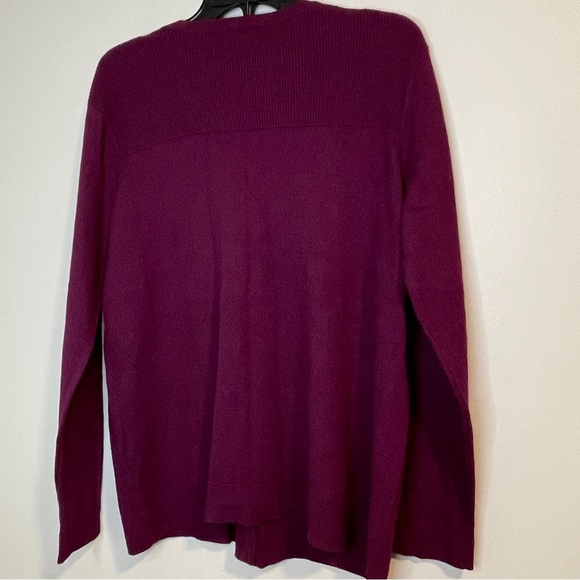 Eddie Bauer Cardigan Lambswool blend Plum Purple XL EUC - Picture 4 of 5